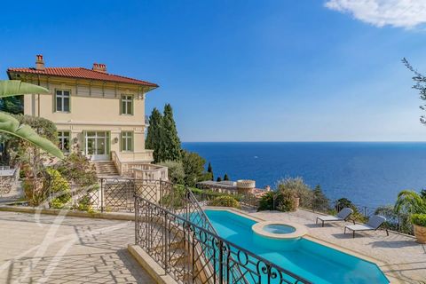 Prestigious property of Belle Epoque style with panoramic sea view of 775 m² on 5000 m² of land, near the principality of Monaco. It is composed of two villas including a villa with vast volumes sea view and Monaco, an independent apartment sea view,...