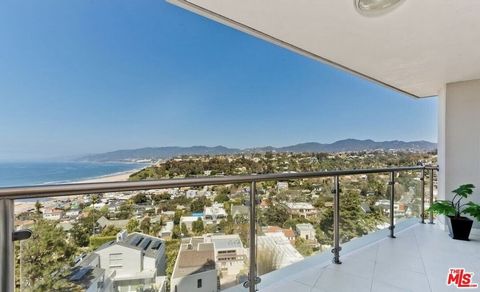 Welcome to Santa Monica's best oceanfront residence adjacent to the iconic Santa Monica Beach and Palisades Park. Offering not just a home but a lifestyle experience, this unit blends resort-style amenities with high-end urban living. Enjoy sunset ov...