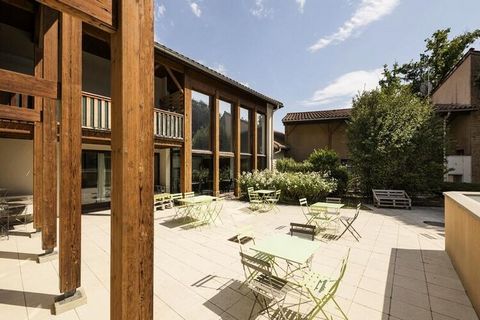 Dear vacationer, welcome to the entrance to the Lacroix Laval park, in the town of Marcy l'Étoile, 10 km from Lyon. The Residence Garden & City Lyon - Marcy l'Etoile*** offers an outdoor swimming pool for your moments of well-being (open from July to...