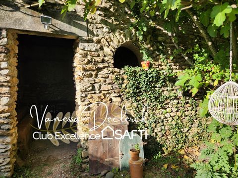 Au Val St Germain, un très joli village entre St Chéron et Dourdan. Crèche, écoles, épicerie, boulangerie, parcs, forêt à pied. Proche RER C, A10, N20, à moins d’1H de Paris et à 20 minutes de la Zone de Courtabœuf, les Ulis et à 30 minutes de Saclay...