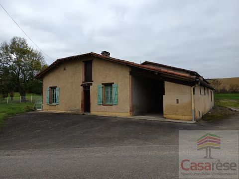 Come and discover this farmhouse to renovate, of approximately 100 m², just 5 minutes from the city center of Beaumont-de-Lomagne and all amenities, on a plot of 2875 m², in a quiet environment and benefiting from a beautiful exposure. Composed of 3 ...