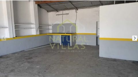 Versatile and Accessible Space Just 1km from the City. This warehouse with land, located on the outskirts of the charming city of Faro, offers a unique rental opportunity. The property is situated just 1km from the centre of Faro, providing easy acce...