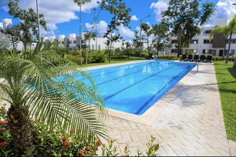 Experience tranquility in this 90 m² house located in an exclusive area of Cancun. With 3 bedrooms, 3 bathrooms, this property offers a modern and functional design. Enjoy advanced technology with smart lights and alarm systems, plus security with tw...