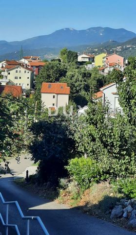 Location: Primorsko-goranska županija, Matulji, Matulji. KASTAV, MATULJI – Baugrundstück 1075 m2 für ein Einfamilienhaus/Wohnhaus-Wohnungen Zum Verkauf steht ein Baugrundstück von 1075 m2 mit Standortgenehmigung, Wasser, Strom und einer Asphaltstraße...