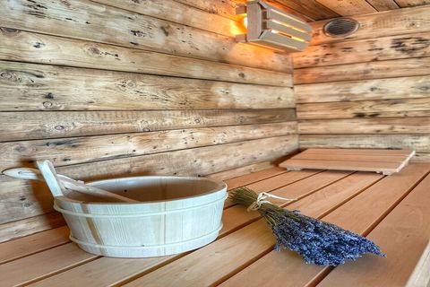 This charming traditional cottage, located in the heart of the Jizera Mountains, is perfect for families, groups of friends, and sports enthusiasts. The cottage can accommodate up to 8 adults and 6 children, with rooms featuring double beds and singl...