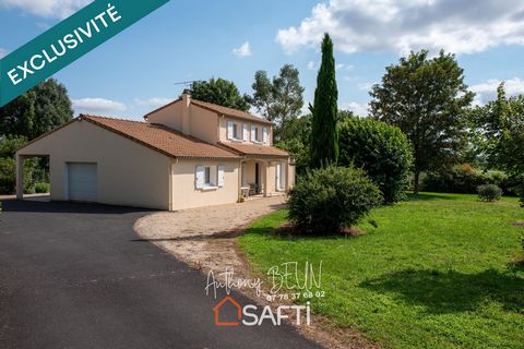 Située à 12 minutes de Niort en direction de Celles-sur-Belle, cette belle maison de famille de qualité avec 133 m² habitable profite d'un environnement paisible dans un charmant village et bénéficie d'une luminosité optimale tout au long de la journ...