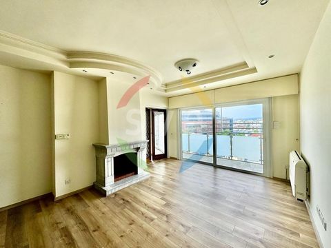 Apartment For sale, floor: 5th, in Limassol City - Agia Zoni. The Apartment is 250 sq.m.. It consists of: 5 bedrooms, 2 bathrooms, 1 kitchens, 1 living rooms and it also has 1 parkings (1 Open). Its heating is Central with Electricity, Air conditioni...