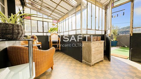 Appartement en duplex de 155 m² avec 4 chambres, une terrasse et un jardin.