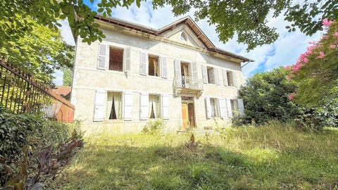 Élégante Maison de Maître XVIIe siècle : Un lieu rare, calme et au potentiel exceptionnel