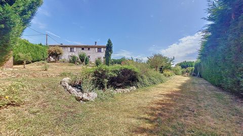 Ancienne bâtisse pleine de charme au cœur de la campagne — Le Passage (38490)