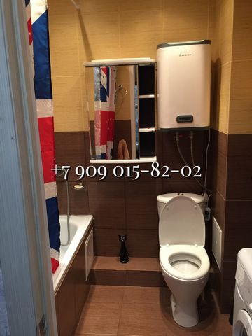 Сдается стильная и уютная однокомнатная квартира, по адресу: улица Думенко, 130, Пролетарск. Отличное состояние, косметический ремонт, чистота и порядок. Из техники: Холодильник, Телевизор, Стиральная машина, Микроволновка, Пылесос, Утюг, Электрическ...