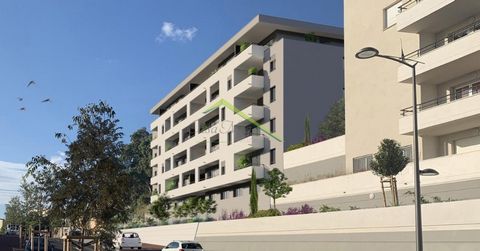 Turn street, residence of 22 units in a booming area in the heart of Bastia south. The residence is composed of offices and apartments ranging from T2 to T3 ranging from 41 to 66m2, extended by covered terraces overlooking the sea on the south / sout...