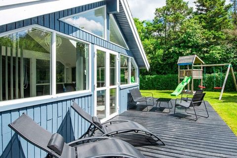 Holiday cottage in the scenic and family-friendly area at Hovborg. The living room has wood-burning stove and comfortable furniture, all in a Scandinavian style. The kitchen has every modern amenity needed. There is a wood-burning stove. In a corner ...