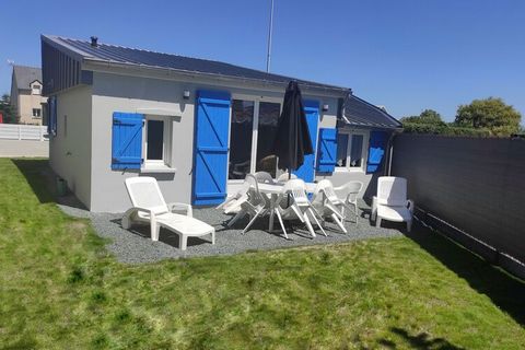 Charming bungalow classified as a 3-star holiday home, completely renovated and comfortable. Terrace, garden and living room face south, without any opposite. The property is fenced and your four-legged friends are welcome. The house is equipped with...