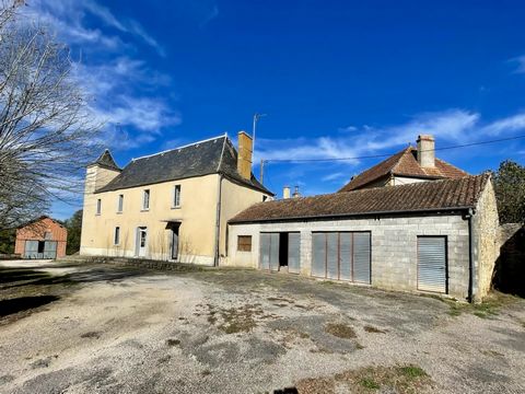 This large family home used to be a farm hence the number of outbuildings. It is located in a peaceful rural setting not far from the town of Cenac-et-St Julien with all its shops/restaurants and facilities and is equidistant between Sarlat in the Do...