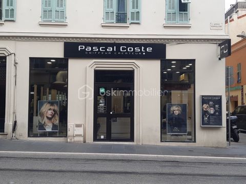 In NICE, commercial premises located in one of the most commercial streets of Nice with the Tram just in front. Currently rented to hairdresser PASCAL COSTE. This advertisement reference 218420 is presented to you by your commercial agent BSK Immobil...