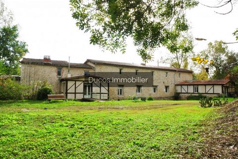 Exceptional, in a quiet and green environment, come and discover this water mill composed of two dwellings. The main part offers a spacious entrance, a large living room with open kitchen, upstairs 3 bedrooms each with a shower room, the second part ...