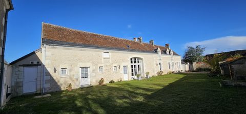 2 hours 50 minutes from Paris, 35 minutes south of Tours, between Amboise and Loches. Completely renovated, this characterful farmhouse of more than 230 m2 with beautiful outbuildings offers great potential and many possibilities. Exposed beams and s...