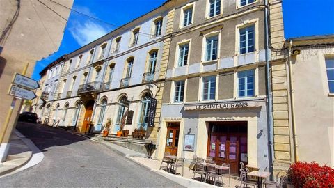RENOVATED HISTORICAL BUILDING IN THE HEART OF A MEDIEVAL VILLAGE (650 m²) 'AURIGNAC' Aurignac historic center, Rare, ideal building for rental investment or work tool. Currently there is a bar/ brasserie with restaurant, kitchen and 5 apartments/ gue...