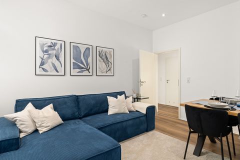Welcome to our modern and comfortable apartment at Heeper Straße 170 in Bielefeld! Features: High-speed WLAN: Use our powerful WLAN, based on a 300,000 line, perfect for home office and streaming. Fully equipped kitchen: modern kitchenette with coffe...