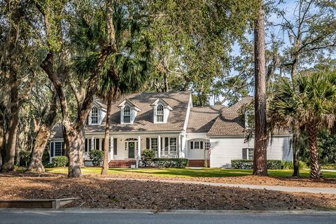 Distinctively Southern, Grand and Spacious Home with Lovely Curb Appeal. Designed by renowned architect, William E. Poole, this special home has been maintained, updated and loved by original owners. Enjoy wonderful outdoor living spaces with graciou...