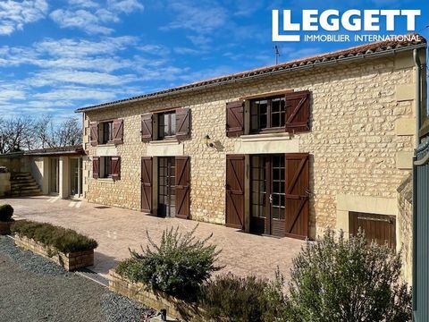 A27422JCC86 - A gorgeous stone property, full of character, situated in the Vienne, south of the Loire Valley. Just a few minutes from a village with bakery, shops, bar and school, this charming 3 bedroom, 2 bathroom home has a lovely garden with cou...