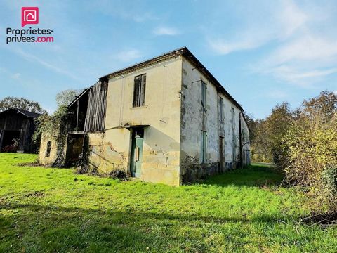 Between Auros and Savignac, quiet and a few minutes from the A62. Nicolas Faisy exclusively offers you this 6.4Ha property to be completely renovated. This property to renovate consists of a 5-room house on two levels, two dryers, a barn on two level...