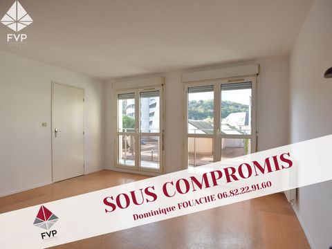 NEW: Lillebonne city centre FVP IMMOBILIER, through its advisor Dominique Fouache who can be reached at 06x82x22x91x60, offers you a T2 apartment. Bright apartment composed of: Entrance with storage - Living room - Kitchen - Bedroom - Shower room - S...