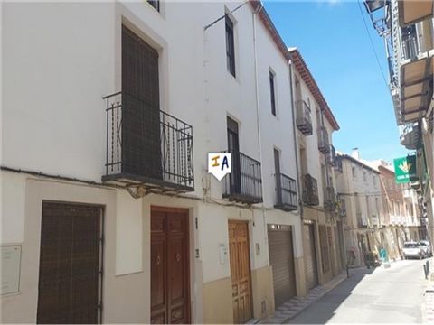 This spacious 269m2 build 5 bedroom, 2 bathroom townhouse with a large garage, pool, patio and big sun terrace views is situated in the village of Torres within the Sierra de Magina mountain range in the Jaen province of Andalucia Spain. Located on a...