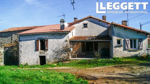 A19498NHA79 - In need of updating, this property is in a farming hamlet 3km or 20 minutes walk from Saint-Aubin-Le-Cloud, which has basic amenities. Secondigny is 7km where you will find a supmermarket and Parthenay 11km with all amenities. The theme...