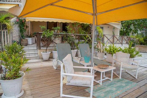 Located in Jolly Harbour. Villa 243B is situated on the South Finger of Jolly Harbour with fabulous views of the marina. This 2-bedroom villa truly radiates warmth, light colors and Caribbean flare. The villa has an open plan, with a fully fitted kit...
