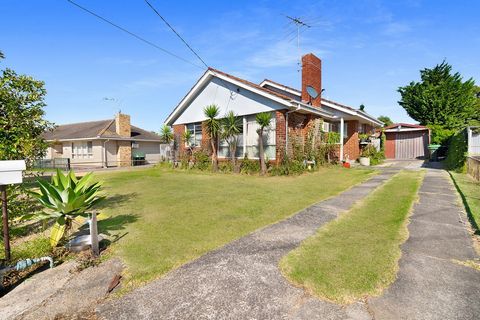 Properties like this one are hard to find right in the heart of Glenroy. On offer is a wonderful 3 bedroom brick veneer just minutes' walk from Glenroy shops and train station. With separate living, dining, lock up garage and plenty of rear and front...