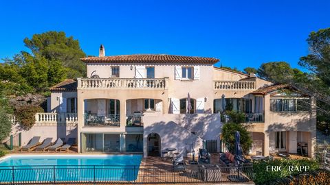Vente Villa Saint Raphael, style Provençal avec vue dégagée jusqu’à la mer