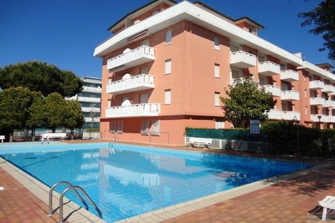 Willkommen in Ihrem charmanten Apartment im dritten Stock in Porto Santa Margherita – Caorle, dem perfekten Ort für einen erholsamen Urlaub am Meer! Dieses einladende Apartment bietet allen Komfort, den Sie für einen unvergesslichen Aufenthalt benöti...