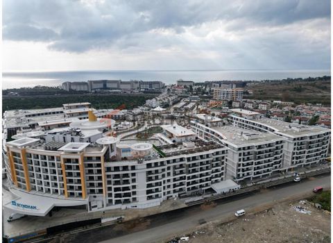 Die Eigentumswohnung befindet sich in Alanya. Alanya liegt ca. 90 Autominuten von Antalya entfernt und gehört zur gleichnamigen Provinz Antalya. Alanya ist eines der weltweit bekanntesten Ferienziele der Türkei. Gleichzeitig hat die Stadt eine Geschi...