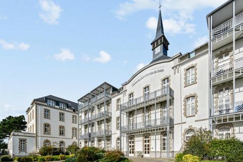 Aan de Côte Sauvage, aan de westkant van het schiereiland Guérande, is Le Croisic een charmante vissershaven in Loire-Atlantique, op 25 km van Saint-Nazaire en 11 km van La Baule. Het Croisic-resort heeft het label 