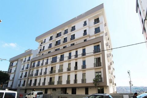 Eyüp Forev Moderne Haliç Wohnung zu verkaufen UNSERE WOHNUNG BEFINDET SICH IN FOREV MODERN HALİÇ EVLERİ, HAT EINE NETTOFLÄCHE VON 65m2 INKLUDIERTER PARKPLATZ STEHT ZUR VERFÜGUNG EIN FITNESSRAUM IST EBENFALLS VORHANDEN. VIELE BEREICHE FÜR SOZIALE AKTI...