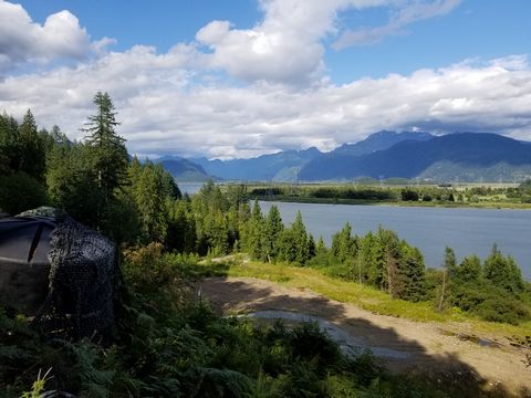 Waterfront Plot of land for sale in Vancouver Area British Columbia Canada Esales Property ID: es5554287 Property Location 4291 Quarry Road Coquitlam British Columbia V3B 2V7 Canada Property Details Property Details: 4291 Quarry Road, Coquitlam, BC T...