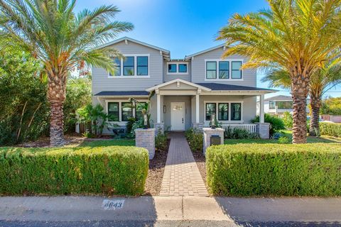 This impeccably built residence blends modern craftsmanship with coastal-inspired charm in the highly sought-after Arcadia neighborhood. As you step inside, you're greeted by a grand foyer and high ceilings setting the tone for the home's thoughtful ...