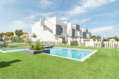 2 und 3-Schlafzimmer Wohnungen mit modernem Design in der Nähe von Annehmlichkeiten in Los Altos Torrevieja Die modernen Wohnungen befinden sich im Stadtteil Los Altos in Torrevieja, einem beliebten Tourismuszentrum und kosmopolitischen Lebensraum an...