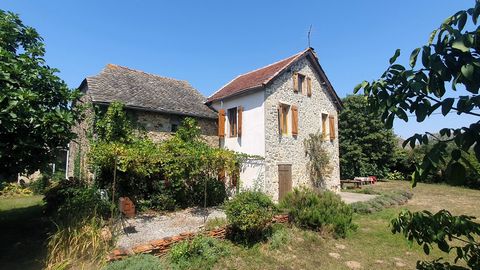 Maison en pierre au calme