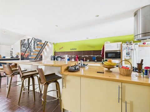 Maison traditionnelle à Saint-Martin-d'Ary, 3 Chambres, jardin