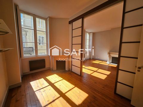 Appartement Bourgeois T5 balcon et cave