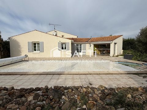 Maison T5 d'environ 126 m3 sur la commune de La Chapelle des Pots.