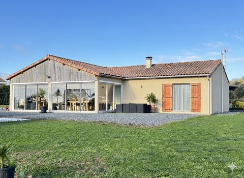 Maison moderne construite en 2018 sur 1,7 hectare avec grand hangar de 372 m²