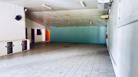 Local Commercial de 221 m² ; ZAC de Rivière Roche