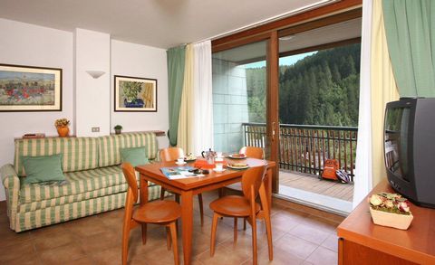 Residence in a modern and futuristic holiday complex, made of wood and stone and perfectly adapted to the local environment. The residence in Bardonecchia, Piemont, Italy benefits from being in the best part of the resort, at the foot of the pistes a...