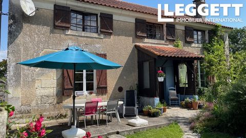 A21348LS24 - This nicely proportioned detached house sits in a quiet hamlet but is conveniently located close to a village with a shop, a bar/restaurant and just 10 minutes from the popular market town of Chalais which has all amenities and a train s...