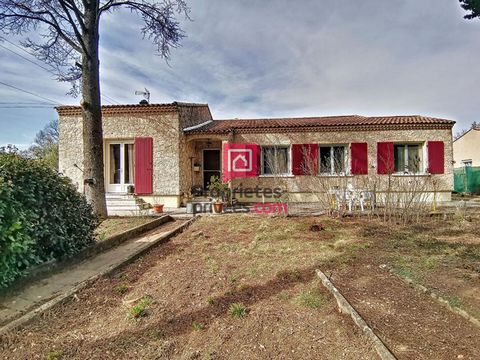 83560 - VINON-SUR-VERDON 8min from CADARACHE, 30min from MANOSQUE and 40min from AIX-EN-PROVENCE. EXCLUSIVELY, Nadège Barthet invites you to discover this villa with an area of approximately 120sqm of living space and its shed. Located on a plot of a...