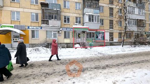 Сдается в аренду торговое помещение на 1-ой линии ул. Гагарина. г. Самара, Железнодорожный район, ул. Гагарина, 59. Общая площадь: 55 кв. м. Этаж/этажность: 1/5 Назначение здания: жилое. Наличие отдельного входа: да. Окна выходят: на ул. Гагарина и в...